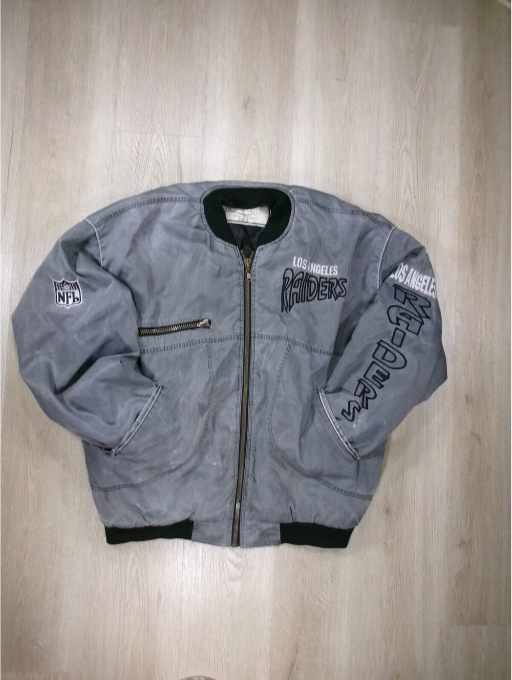 Vintage grey Raiders bomber jacket size XL